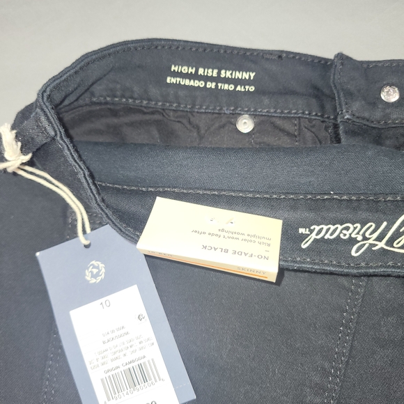 universal tread goods co. Denim - High Rise Skinny Jeans - Black